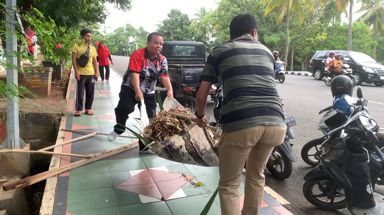 Peringati HPSN 2024, Seluruh OPD Kompak Bersih-bersih