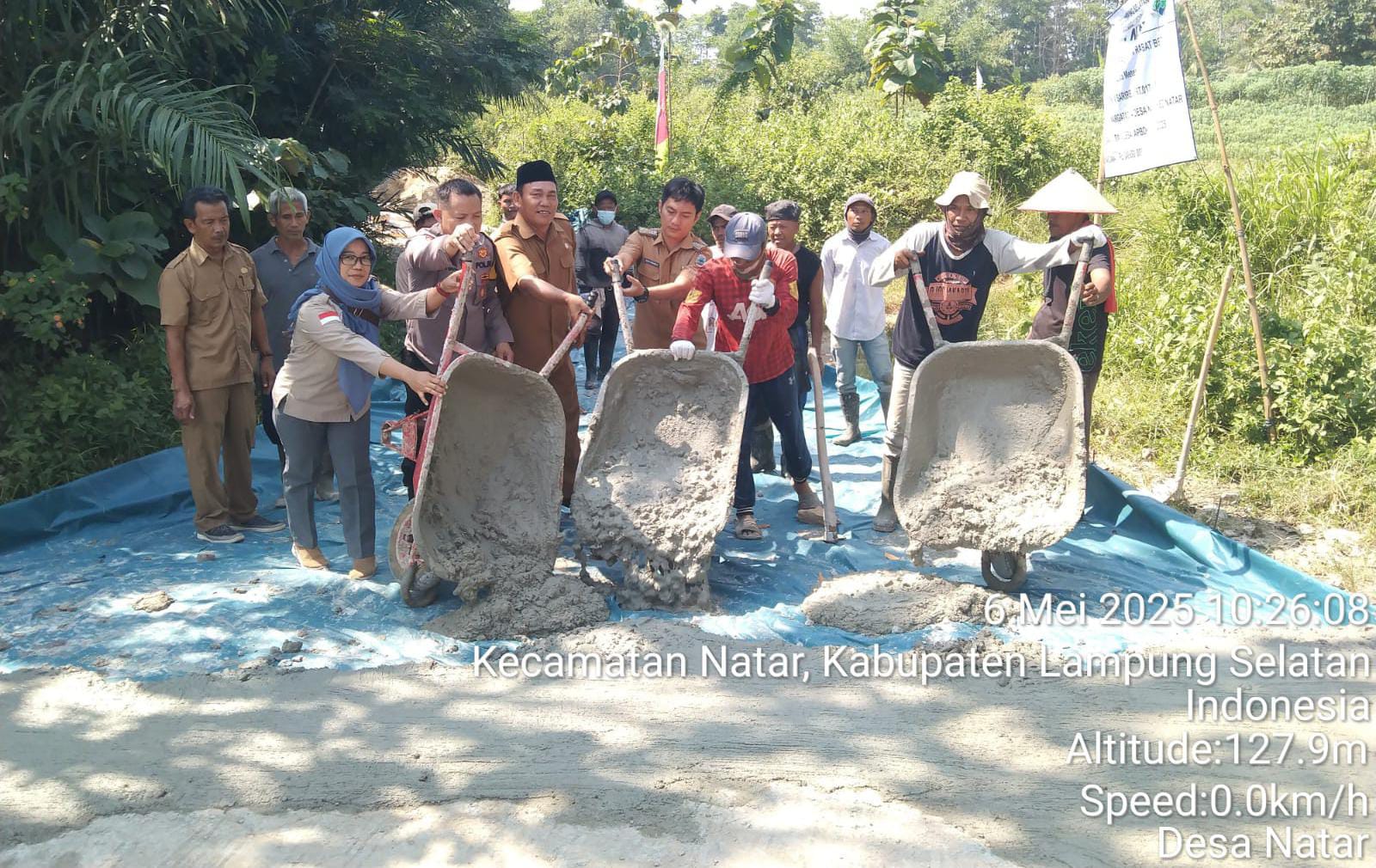 Desa Natar Bangun Jalan Sepanjang 336 Meter Penghubung Antar Dusun