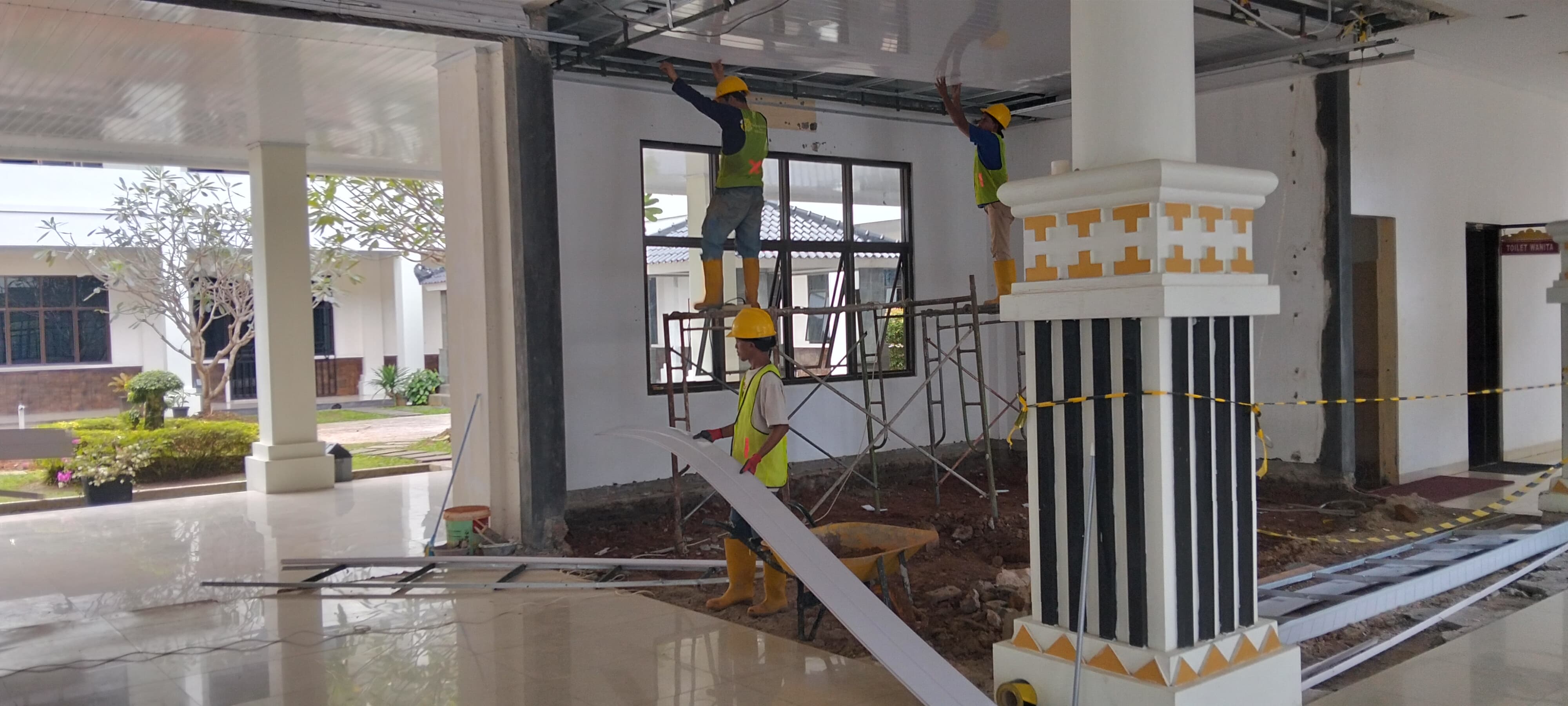 Percantik Kantor Bupati Dengan Konsep Low Maintenance, Simple, dan Elegent