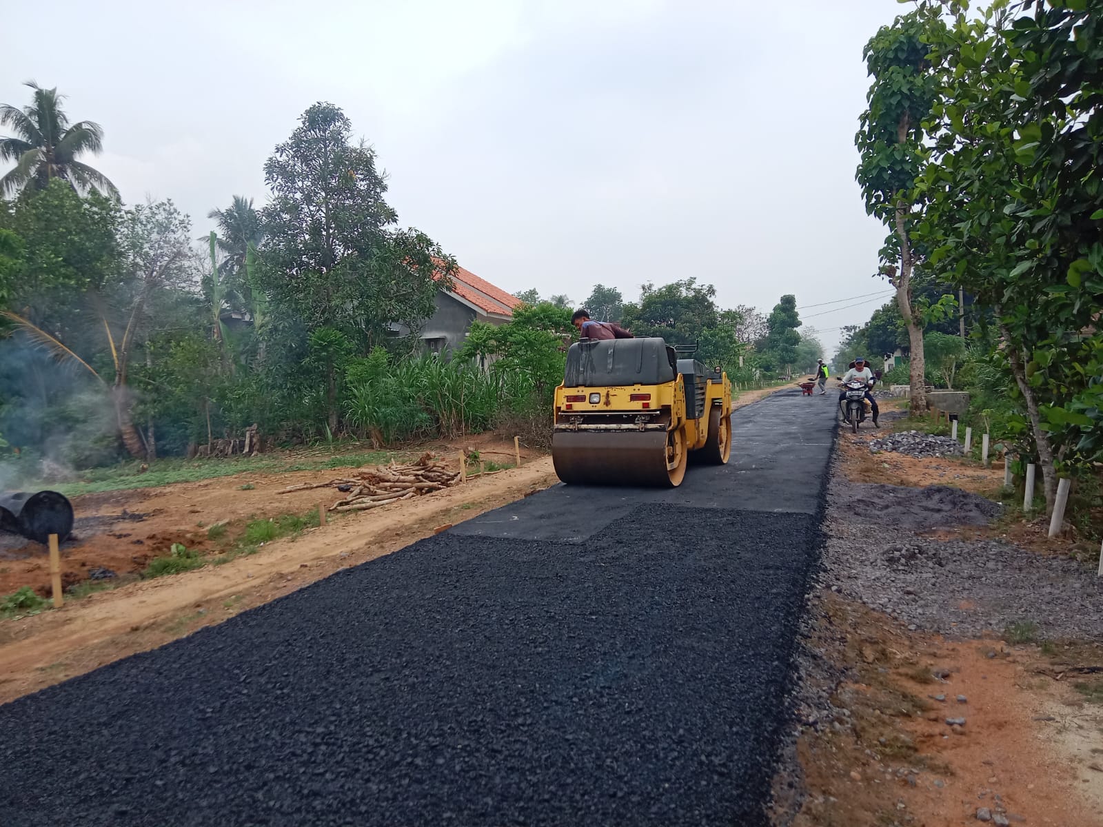 Pemprov Lampung Bangun Jalan Dusun 175 di Desa Sukadamai Natar