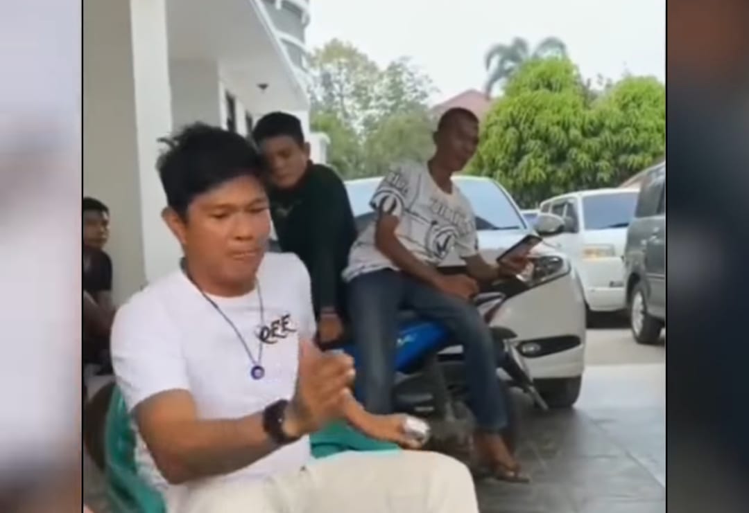 Tidak Terima Anaknya Dimaki-Maki, Andika Kangen Band Tantang Wali Murid Duel di Atas Ring Tinju