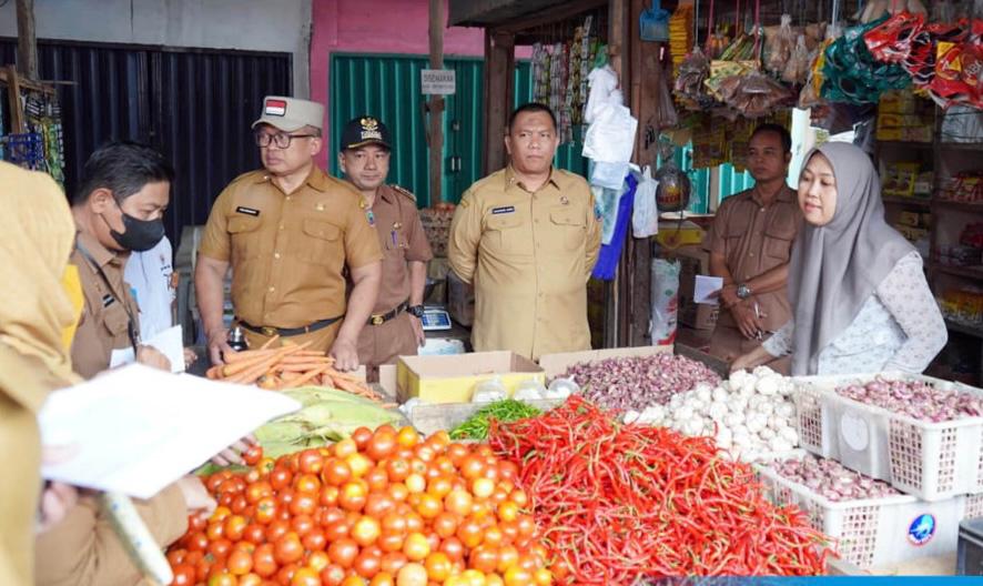 TPID Pantau Komoditas di Pasar Inpres, Harga Cabai Alami Penurunan
