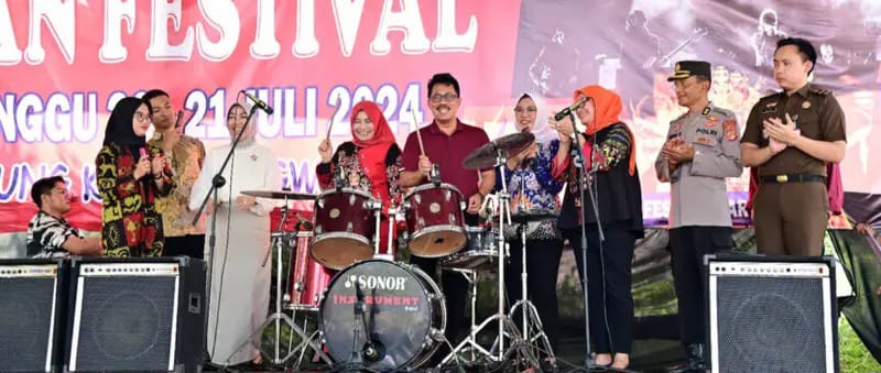 DKLS Adu Kreatifitas Seniman di Event Selatan Festival 2024