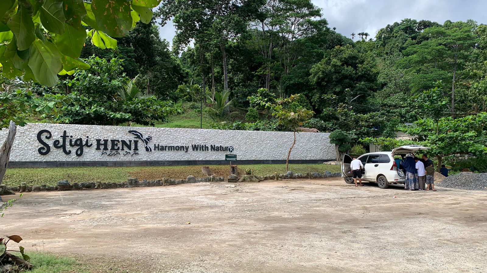 Seorang Wisatawan Tewas di Pantai Setigiheni Lampung Selatan, Polisi Menduga Korban Tersengat Listrik