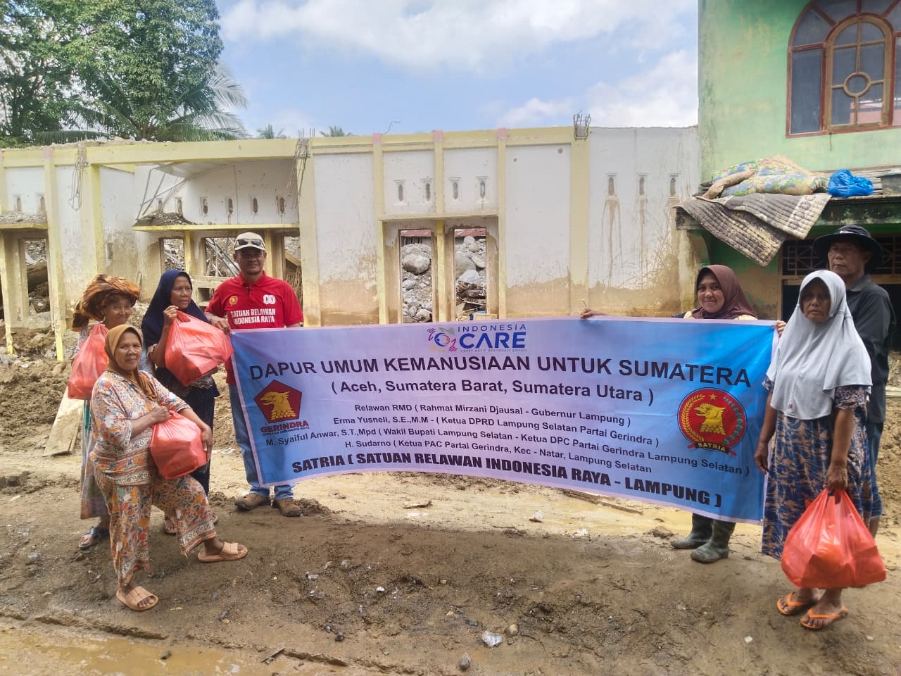 Satria Lampung Bersama Indonesia Care Melaksanakan Aksi Kemanusiaan Bencana Sumatera