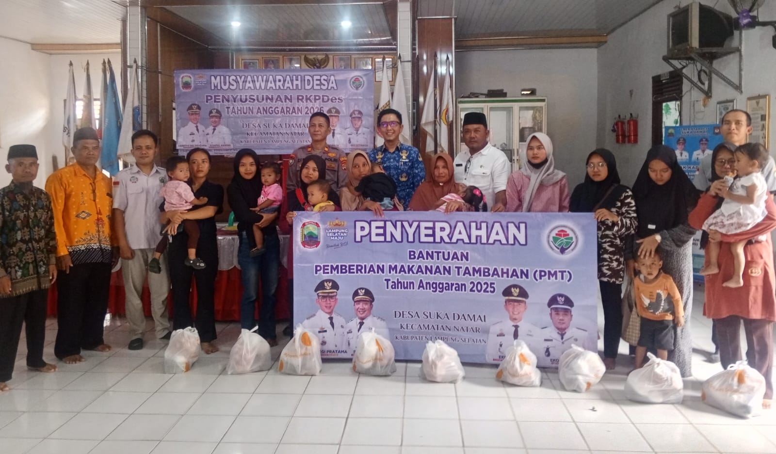 Pemdes Sukadamai Salurkan BLT DD dan PMT Untuk Anak