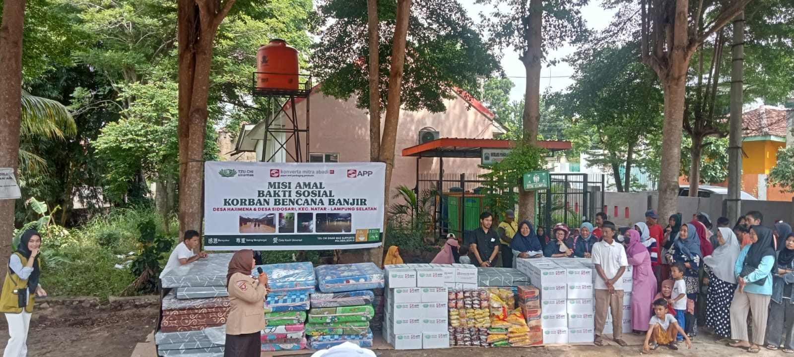 Peduli Kemanusiaan Perusahaan di Kecamatan Natar Salurkan Bantuan Kepada Korban Banjir di Sidosari dan Hajimen