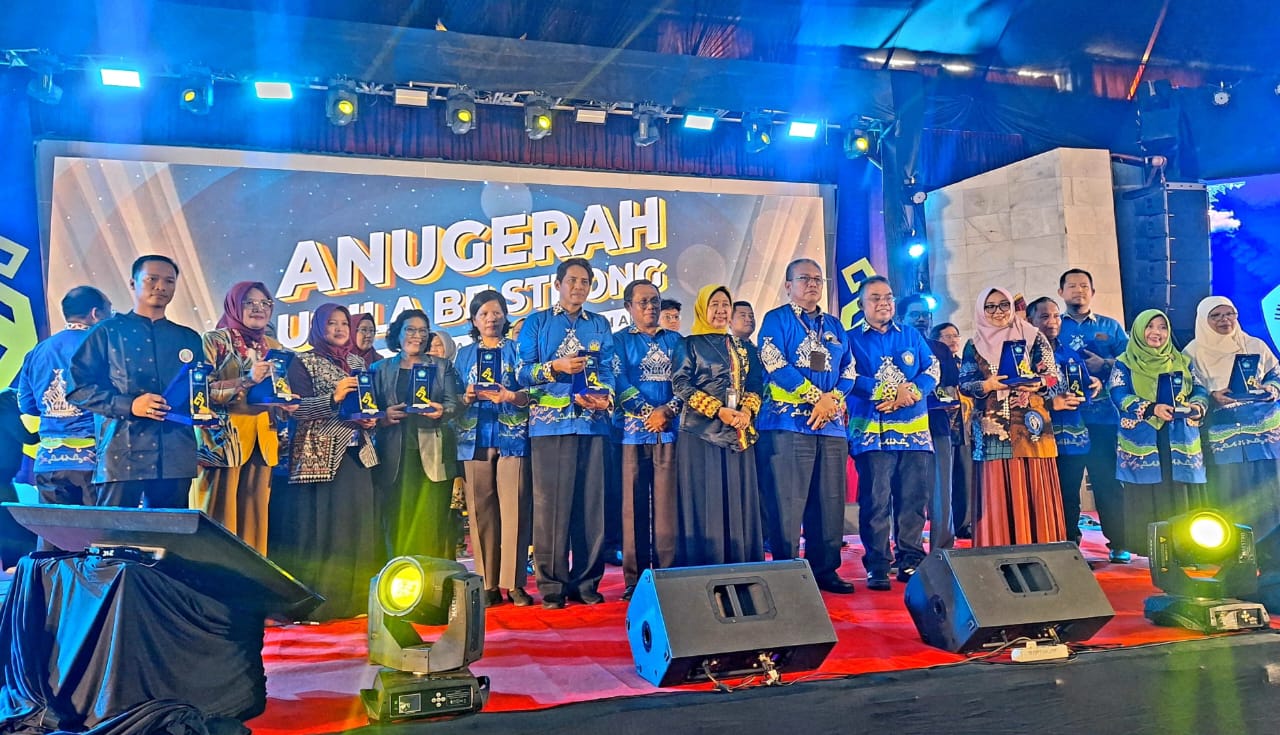 IWO Lampung Terima Penghargaan Anugerah Be Strong dari Universitas Lampung 