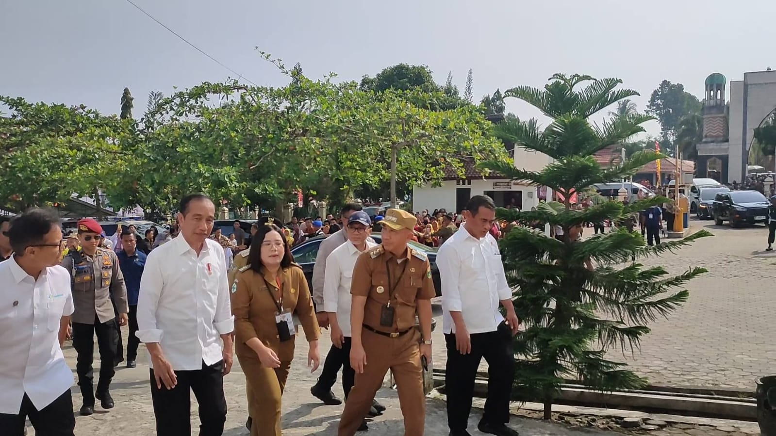 Presiden Joko Widodo Kunjungi Rumah Sakit Batin Mangunang Kota Agung Tanggamus 