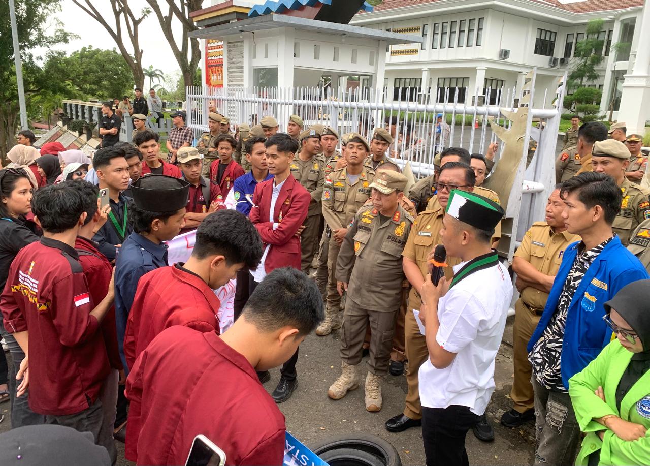 Poin Rahasia di Balik Tujuh Tuntutan Mahasiswa