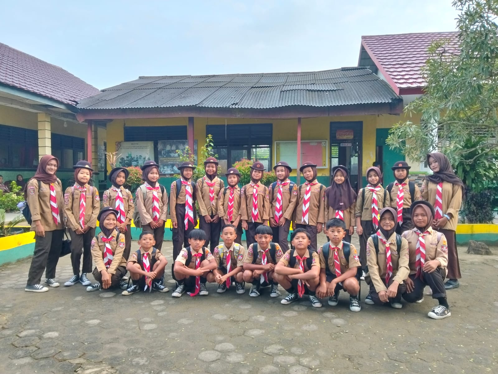SDN 4 Sukadamai Raih Juara Lomba LKBB di SMAN 2 Natar 