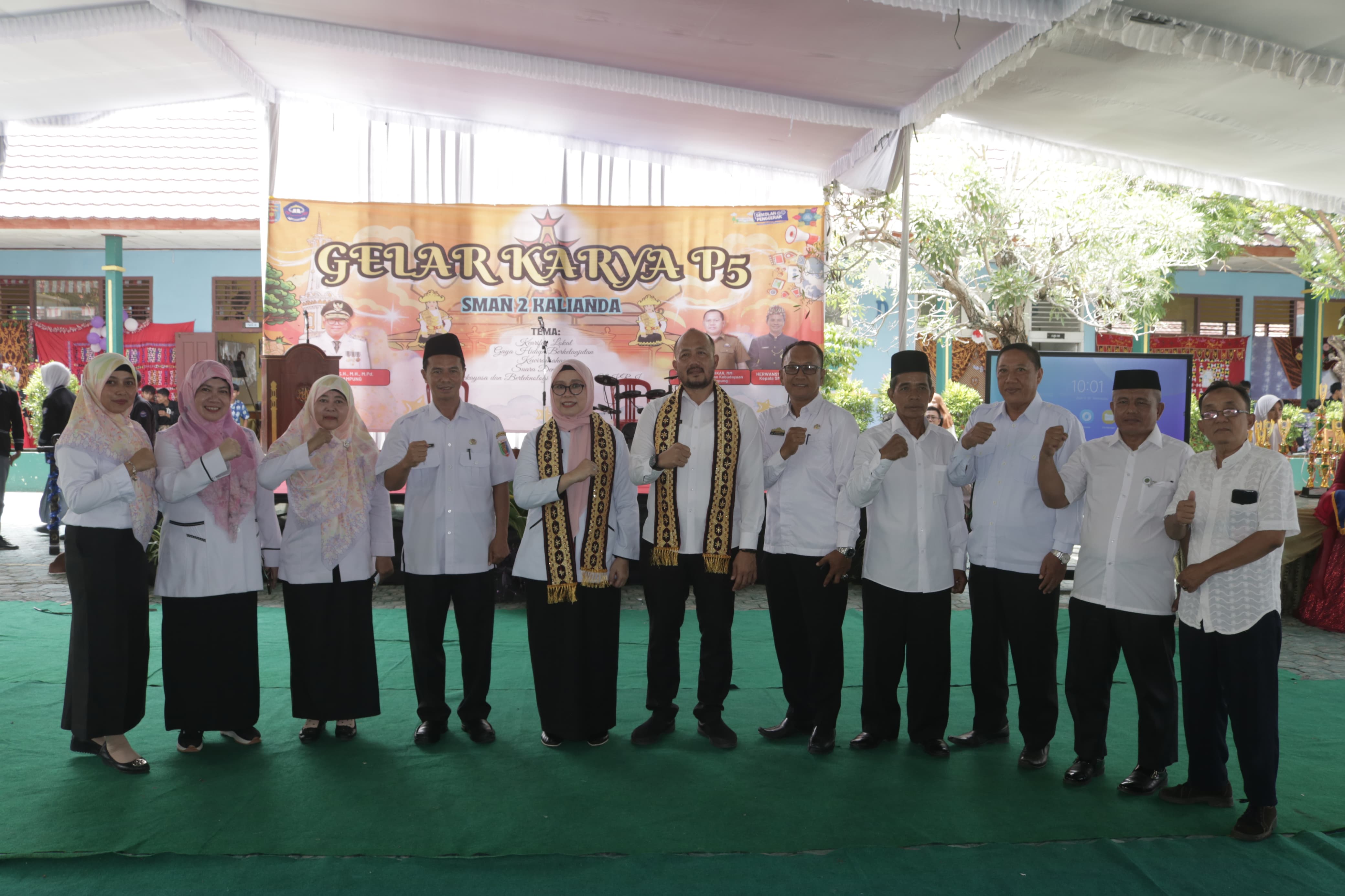 Gelar Karya P5 dan Pagelaran Seni, SMAN2 Kalianda Dapat Standing Applause