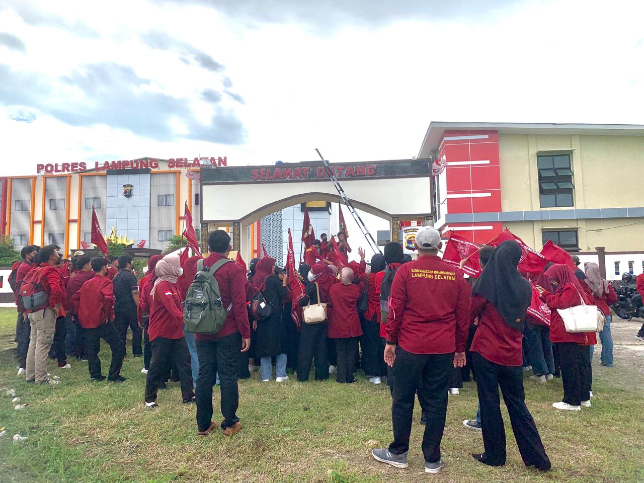 IMM Sampaikan Aspirasi ke Mapolres Lampung Selatan, Kabid Humas: Kami Hargai Semangat Mahasiswa