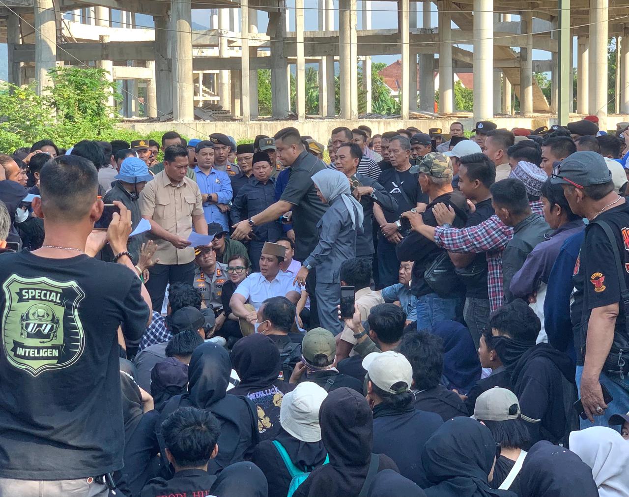 Ketika Ketua Meminta Wakilnya Berbicara