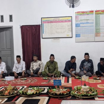 Hari Bersejarah Desa Kalisari, Warganya Ramai-ramai Mengaji