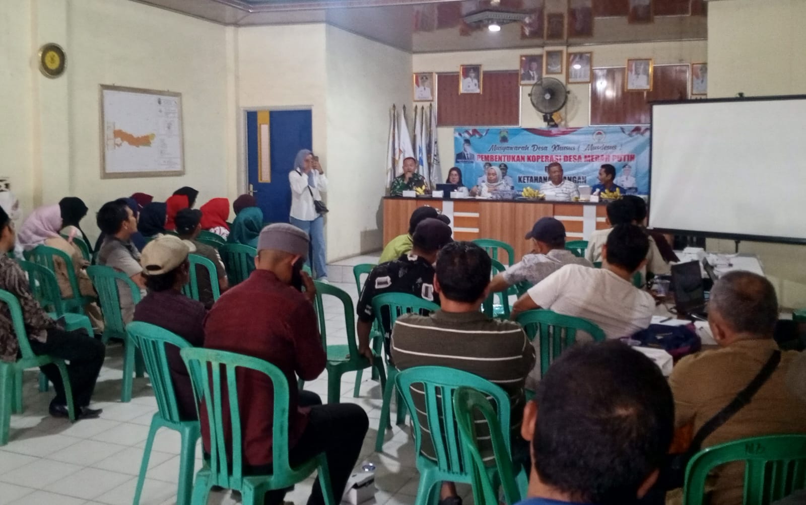 Komitmen Majukan Desa, Kepengurusan Koperasi Merah Putih & Bumdes Desa Merak Batin Ditetapkan 