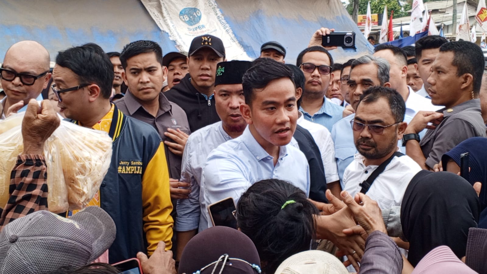 Gibran ke Lampung Kunjungi Pasar Natar, Ini yang Disampaikan