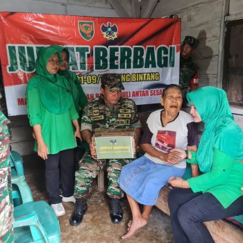 Alhamdulillah, Warga Tanjungbintang Merasa Terbantu Setelah Terima Bantuan Sembako Dari Koramil