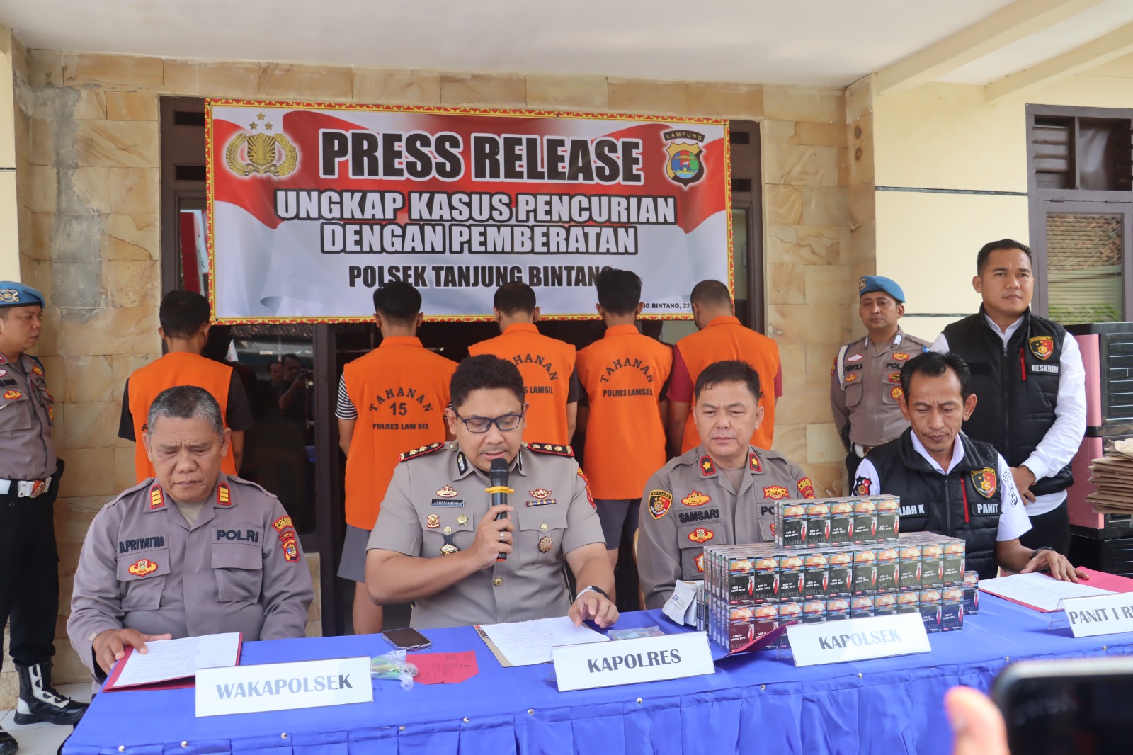 5 Pelaku pembobol Warung di Kertosari Tanjung Bintang Ditangkap    