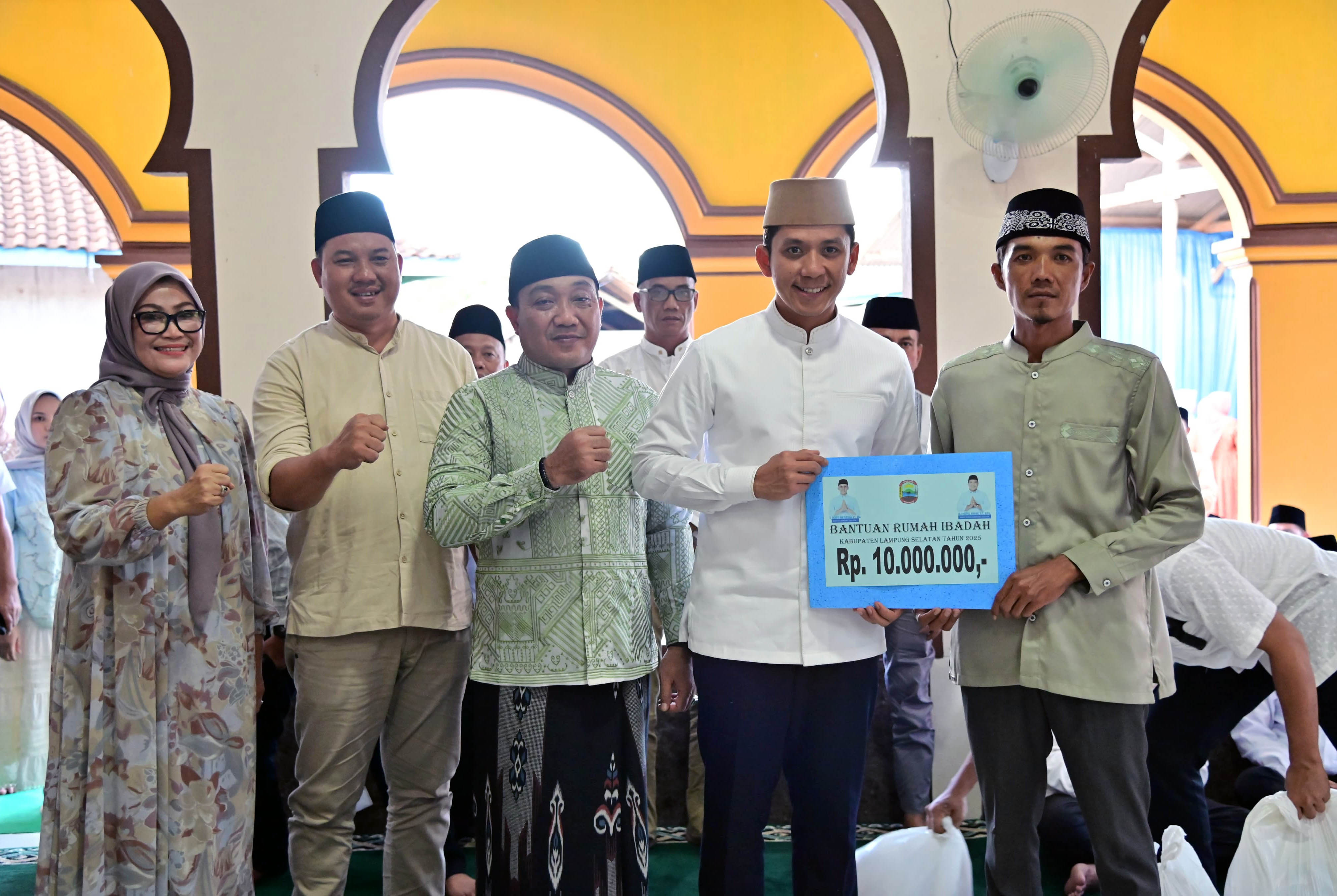 Perdana Safari Ramadhan Egi-Syaiful di Ketapang Sebagai Ajang Silaturahmi dan Informasi Program Pembangunan