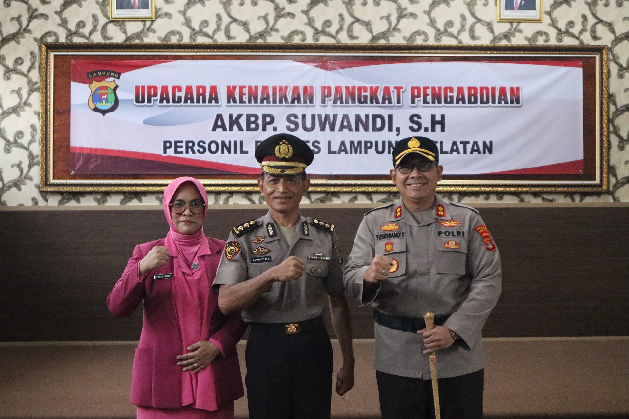 Jadi Suri Tauladan Untuk Personil Polri Saat Mengabdi, Kompol Suwandi Dapat Penghargaan Kenaikan Pangkat  AKBP