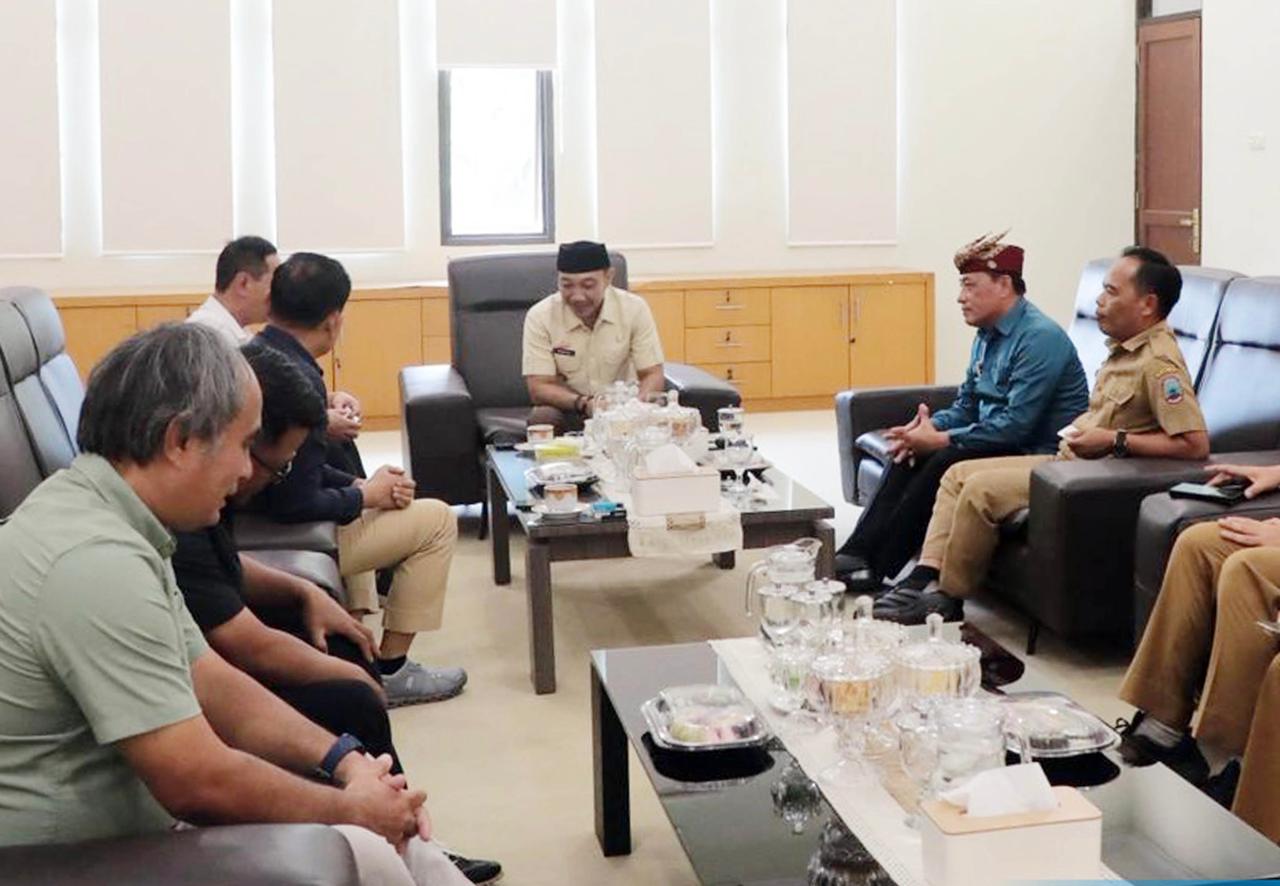 Wabup Syaiful Bertemu Praktisi Integrated Farming, Bahas Efek Domino Penggunaan Pupuk Kimia