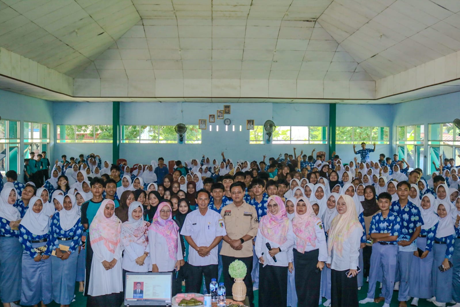 Fasilitator Sekolah Penggerak Kunjungi SMA Negeri 2 Kalianda: Dorong Peningkatan Kualitas Pendidikan