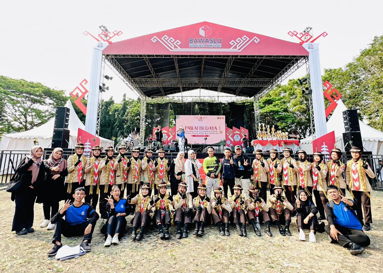 Keren! SMA Negeri 2 Kalianda Raih Juara Harapan 3 Lomba Gerak Jalan Tematik Pramuka se-Lampung