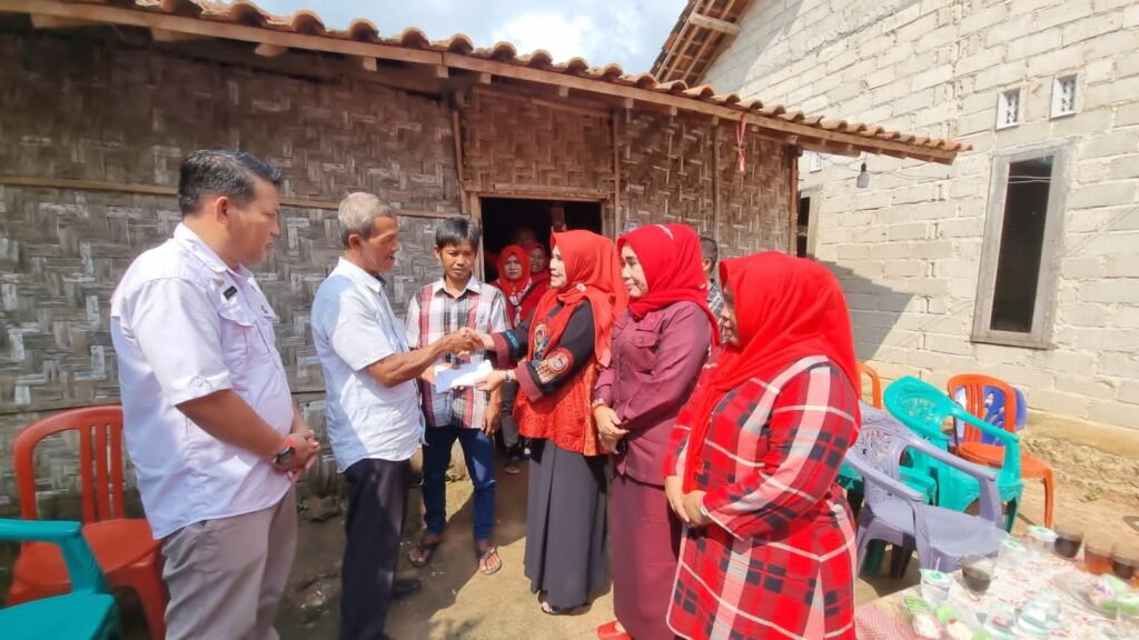 Winarni Turun Tangan, Perintahkan Kades Kerahkan Warga Gotong-royong Bedah RTLH