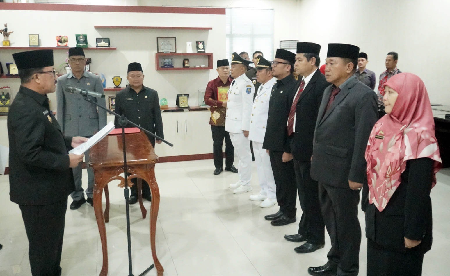 6 Pejabat Administrator di Rotasi