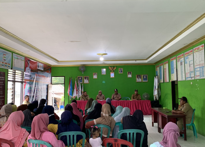 Memanas Sebab Pengurangan KPM Bapanas, Emak-emak Geruduk Kantor Desa Palas Pasemah 