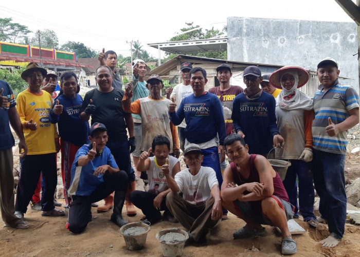 Akyas Nyendok Semen, Bersama Warga Bangun Musala