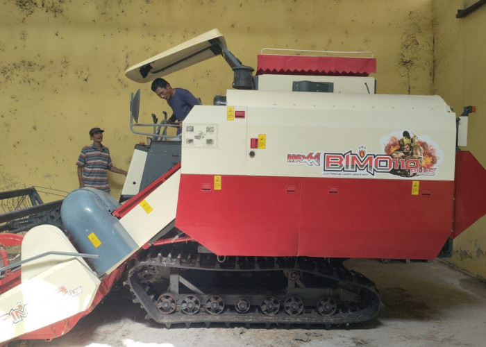 Kepala UPB Palas Diduga Sewakan Alat Panen Untuk Keuntungan Pribadi