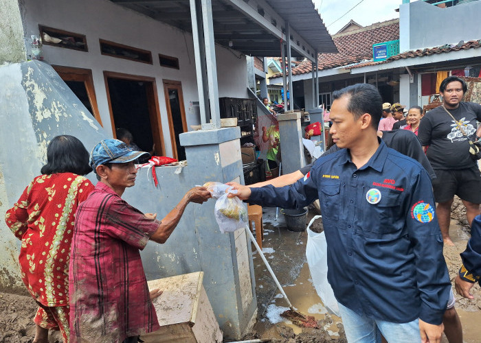 IWO Lampung Gerak Cepat Salurkan Bantuan ke Warga Terdampak Banjir