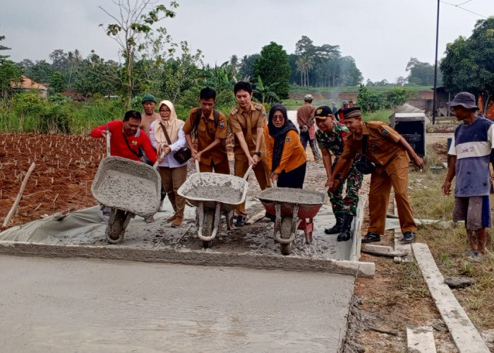 Gelontorkan Dana Desa Rp117 Juta Desa Natar Bangun Jalan Usaha Tani Sepanjang 166 Meter 