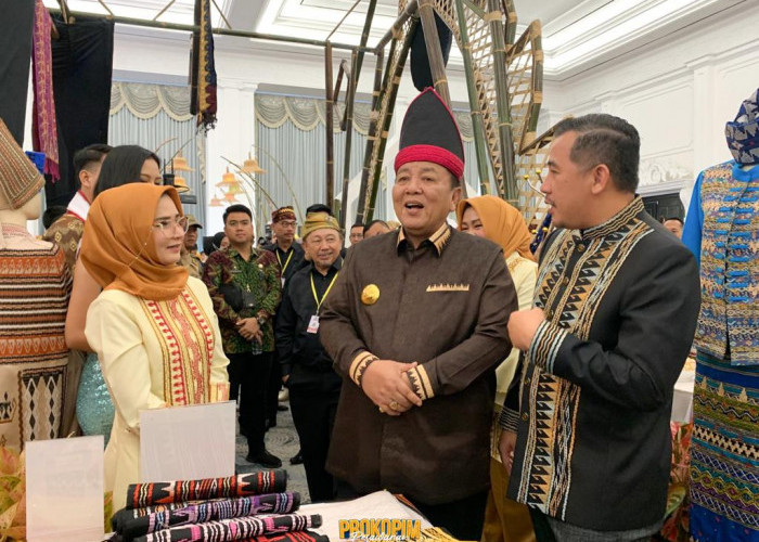 Lampung Craft IV 2023, Bupati Pesawaran dan Ketua Dekranasda Pamerkan Kerajinan Masyarakat