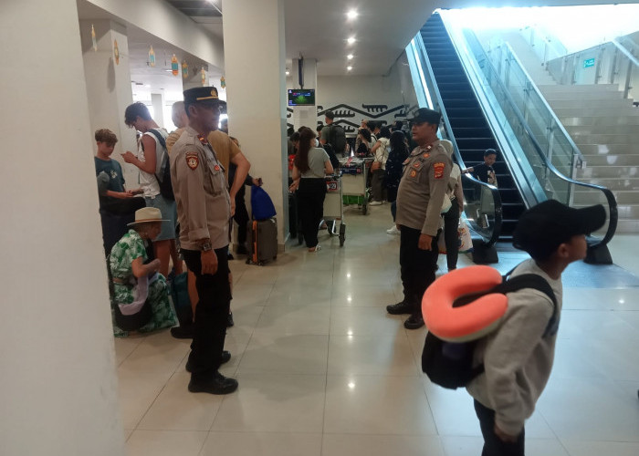 Satu Hari Penumpang Pesawat di Bandar Radin Inten II Tembus 5000 Orang Lebih, 12 Personil Kemanan Siaga Penuh