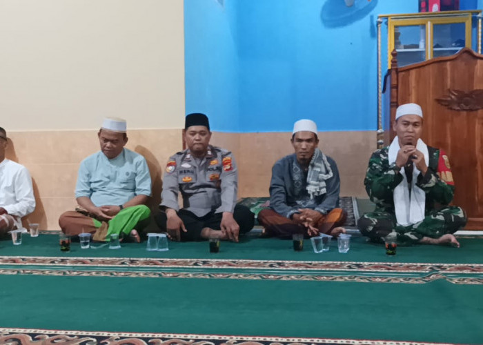 Bhabinkamtibmas dan Babinsa di Lampung Selatan ini Keliling Desa Ajak Masyarakat Makmurkan Masjid