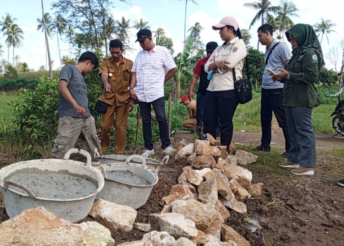 Desa Hajimena Bangun Talud 83 Meter di Lahan Pertanian Masyarakat Untuk Ketahanan Pangan Desa Lebih Baik