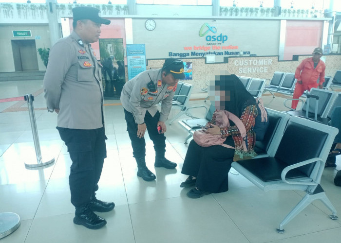 Aksi Simpatik Polisi di Pelabuhan Bakauheni, Bujuk Anak Depresi yang Hendak Menyebrang ke Pulau Jawa