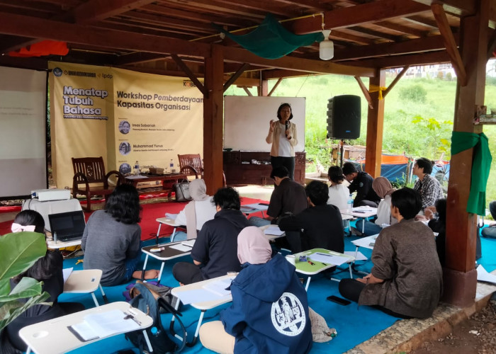 Revitalisasi Bahasa Lampung Lewat Workshop Penerjemahan Dan Adaptasi Naskah Drama