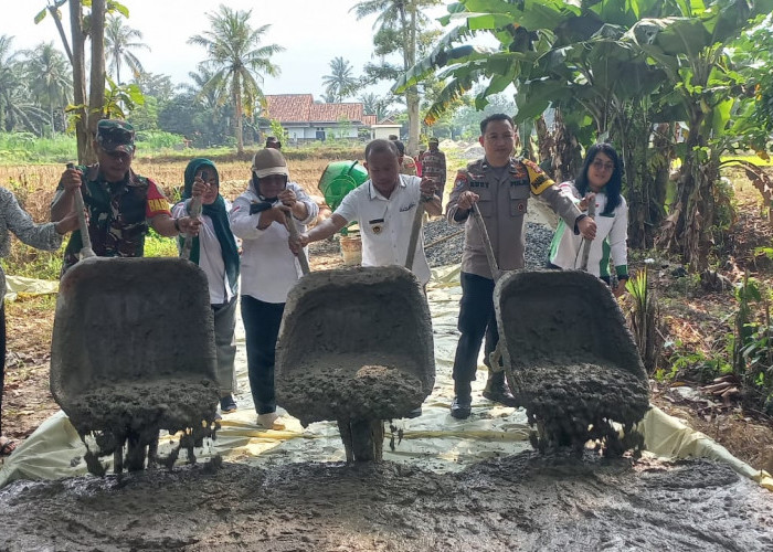 Desa Haduyang Bangun Jalan Usaha Tani Sepanjang 254 Meter Program Ketahanan Pangan