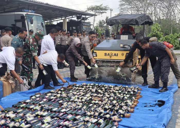 1.403 Botol Miras Digilas Alat Berat