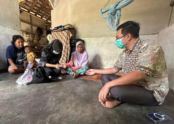 Bukti Pengabdian Diri, Dokter Ido Akbar Beri Layanan Kesehatan Gratis Untuk Masyarakat Kurang Mampu