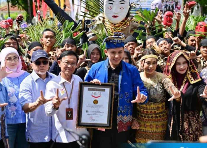 Sejarah Baru! Tari Tuping Tembus Rekor MURI 