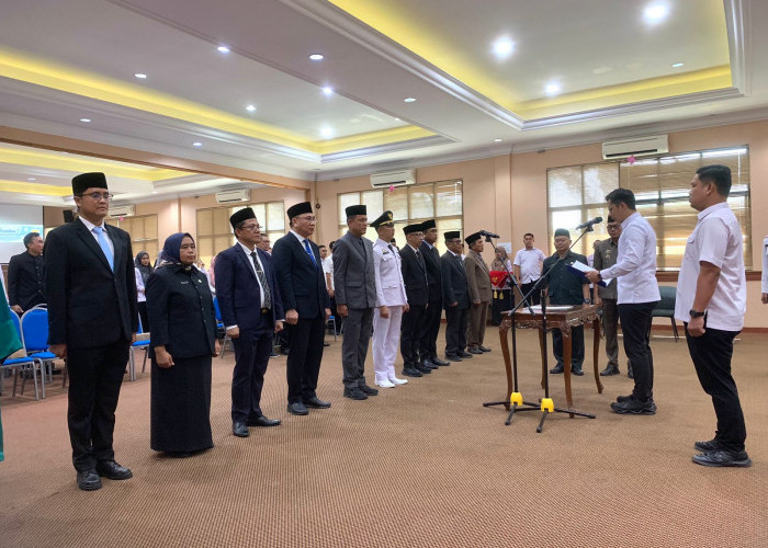 Bupati Egi Lantik 13 Pejabat, Ini Daftarnya