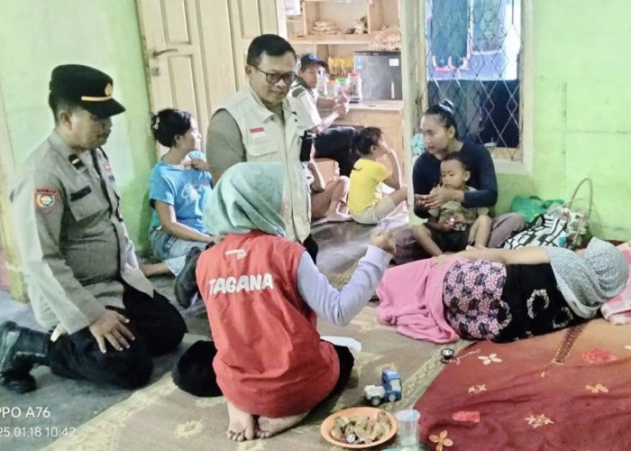 Sejumlah Warga Desa Beringin Kencana Mengungsi Akibat Serangan Banjir