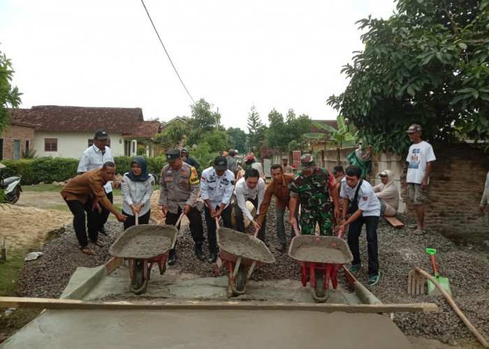 Anggarkan DD Rp142 Juta Desa Rulung Sari Bangun Jalan Sepanjang 160 Meter Ditahap Awal Tahun 2025