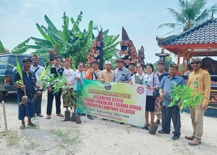 Pokjaluh Agama Hindu Lamsel Laksanakan Gerakan Penanaman Pohon Serentak se- Indonesia