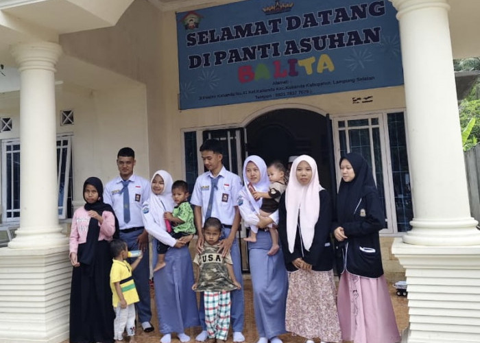 Program 'Pojok Berbagi' SMAN 1 Kalianda, Bantu Masyarakat dan Panti Asuhan